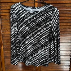 Apt 9 Women's Long Sleeve Stretch Top - Round Neck, Black & White - Size XS